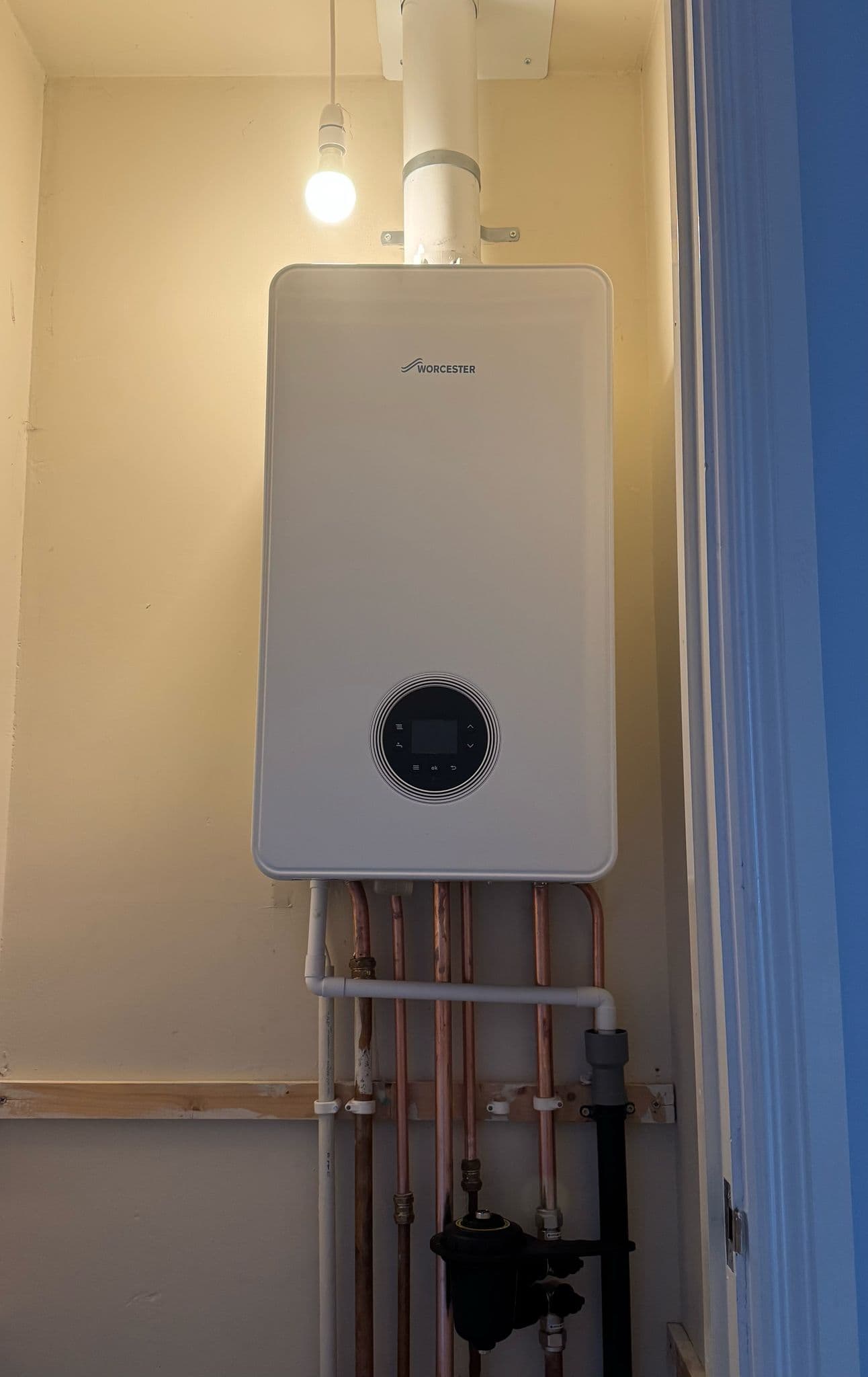 Worcester combi boiler restored with new copper pipework and a magnetic filter after a heating fault